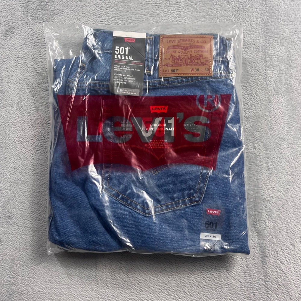 Levis 501 Original Fit Mens Jeans 38x30 Medium Wash Blue Straight Leg Denim [MQ]